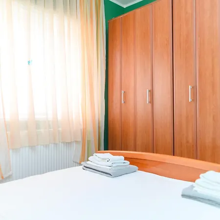 Arsic-home Apartman *